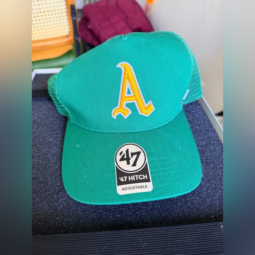 47 Brand Oakland Athletics "Hitch" Trucker Hat / Snapback Cap